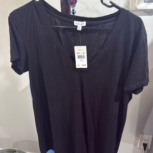 Splendid Vneck Tshirt Black size XL